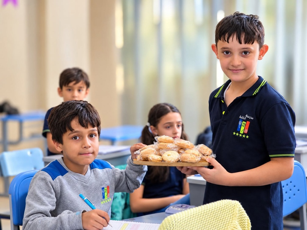 مشاركة بين طلاب مدرسة الكلمة